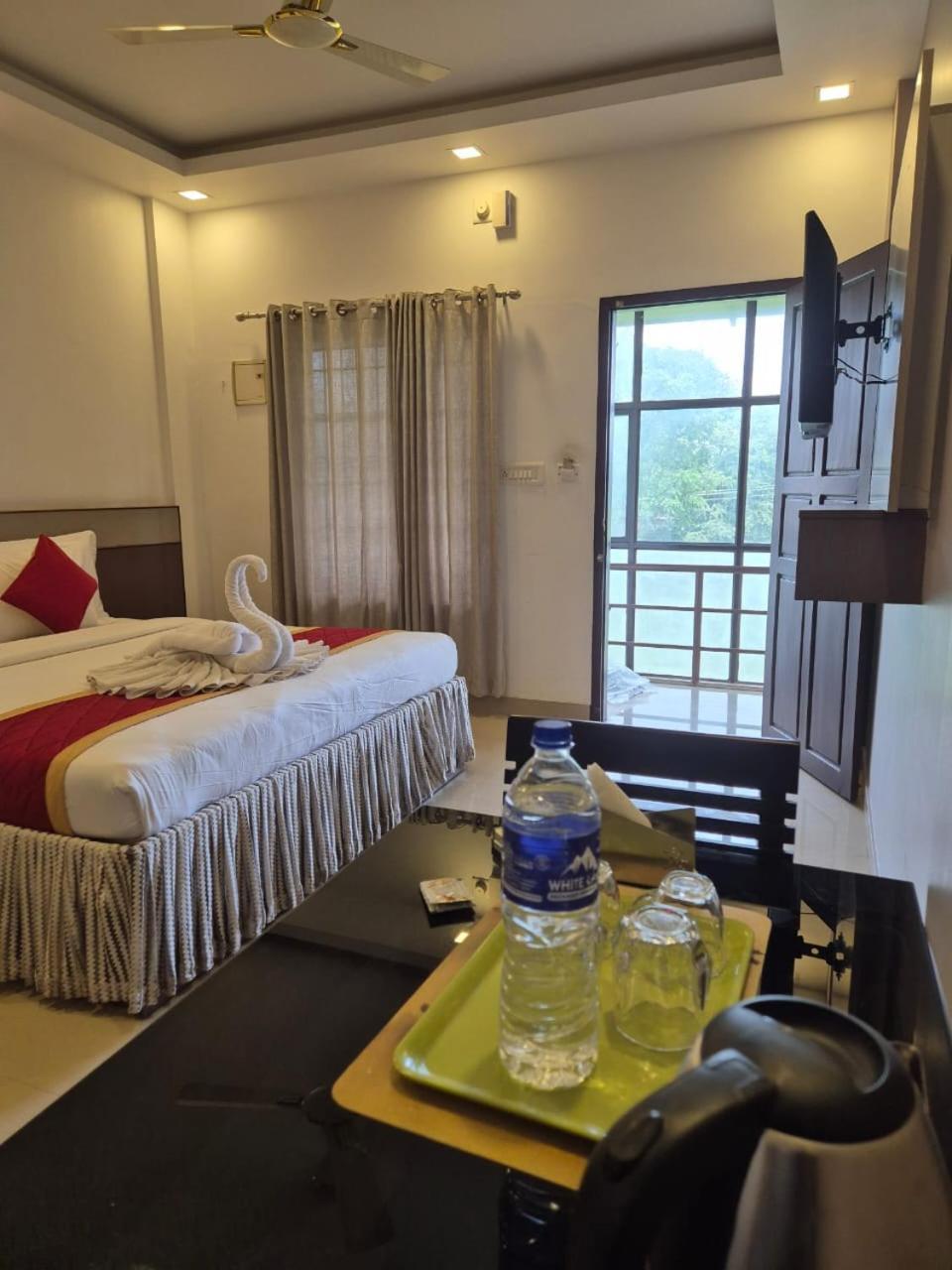 Alfa Inn Nedumbassery Exterior foto