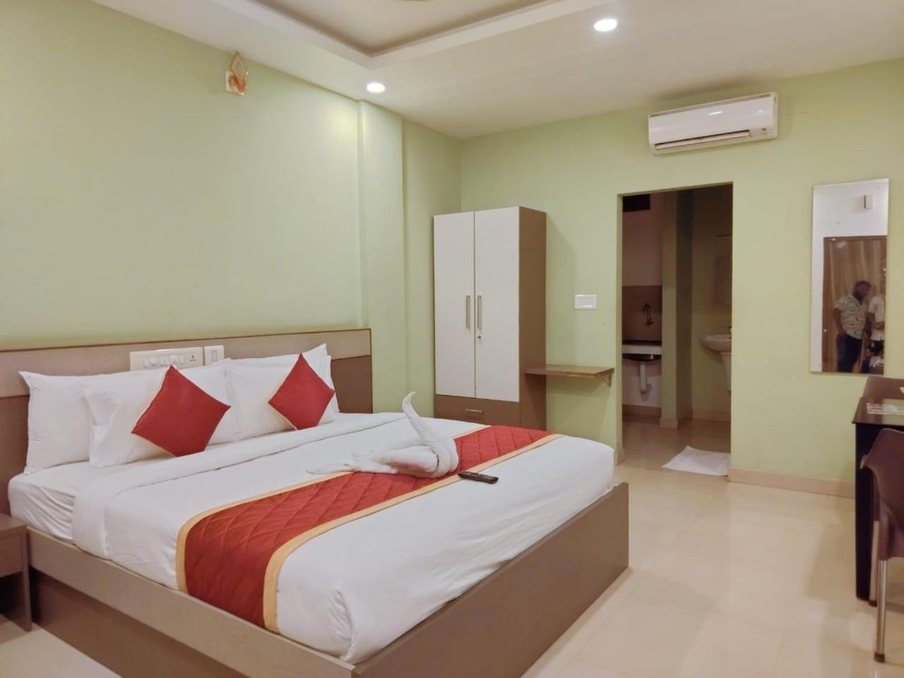 Alfa Inn Nedumbassery Exterior foto
