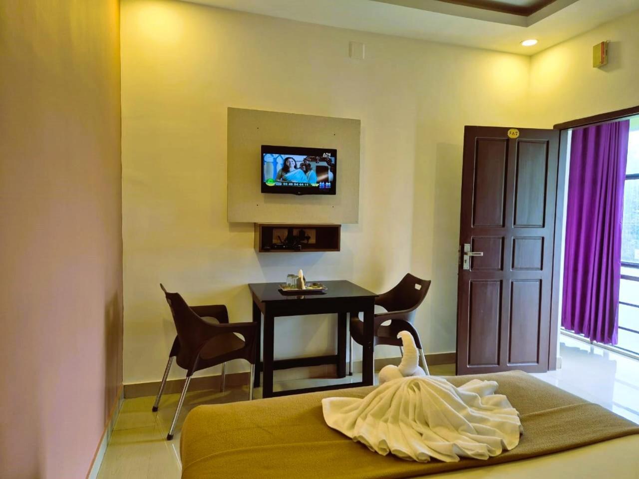 Alfa Inn Nedumbassery Exterior foto